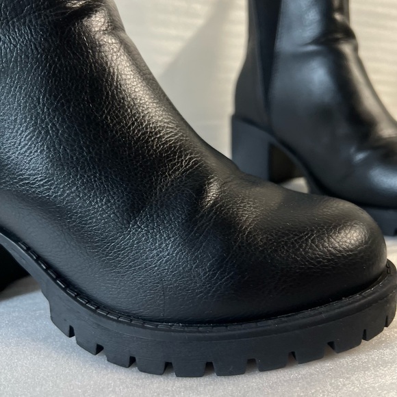 MIA Women Jody Chelsea Black Boots 7M Anatomic Contoured Footbed Block Heel Chic - Picture 14 of 16